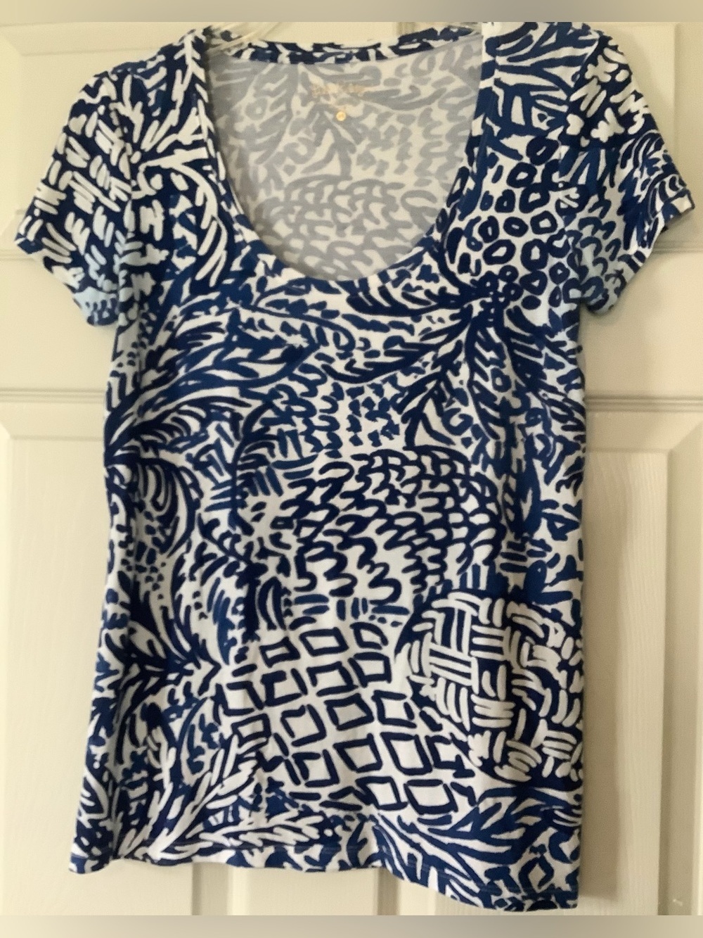 Blue and White Printed Scoop Neck Women’s Top